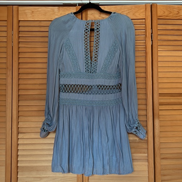 Free People I Think I Love You Dress in Cornflower Blue. Size 2 - Picture 6 of 11